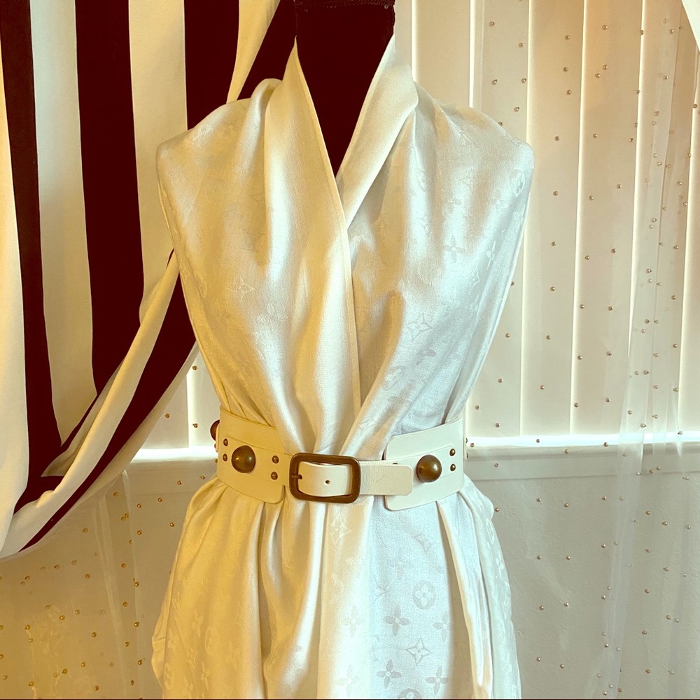 Leather DVF belt